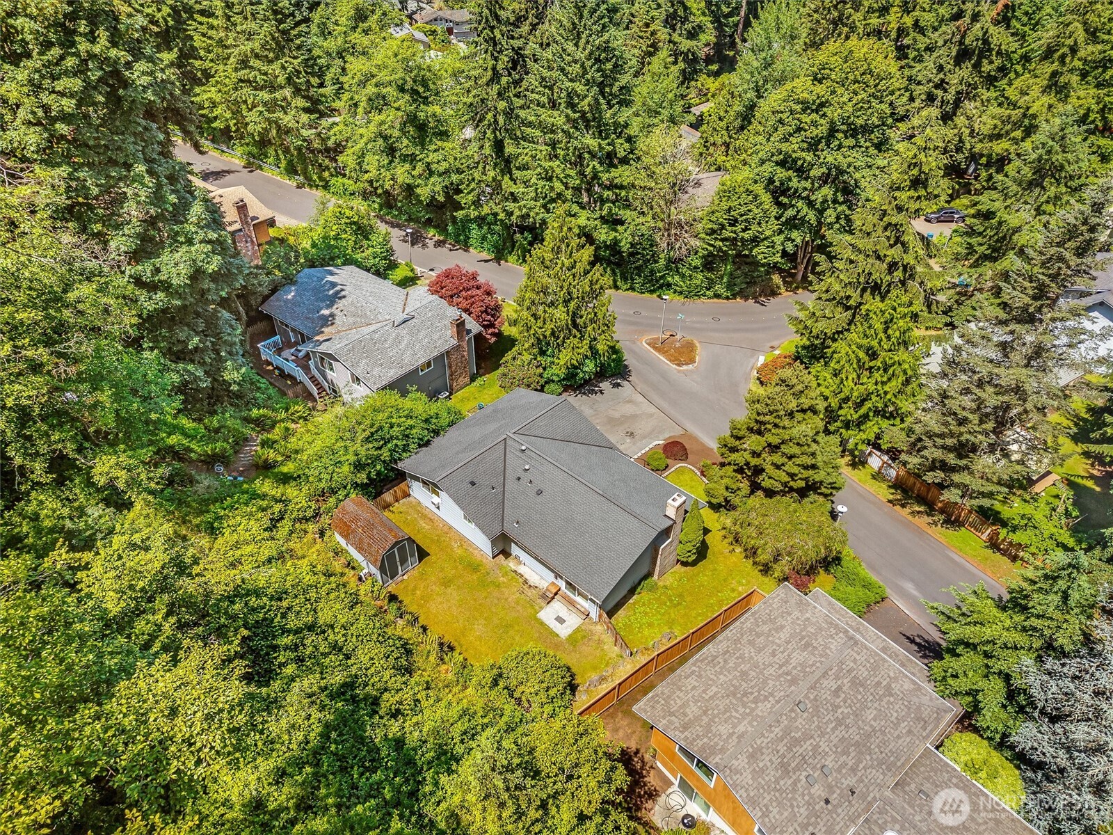 8830 Shell Place Edmonds, WA 98026 - Photo 36 of 39