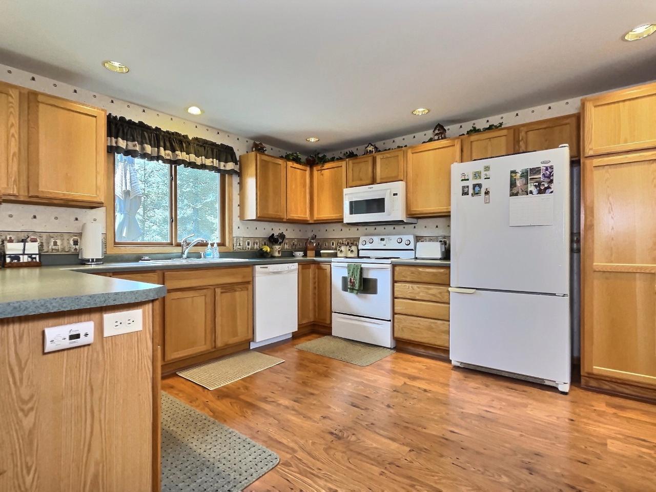 5411 Rice Creek Lane Eagle River, WI 54521 - Photo 7 of 48 Gallery Image 7