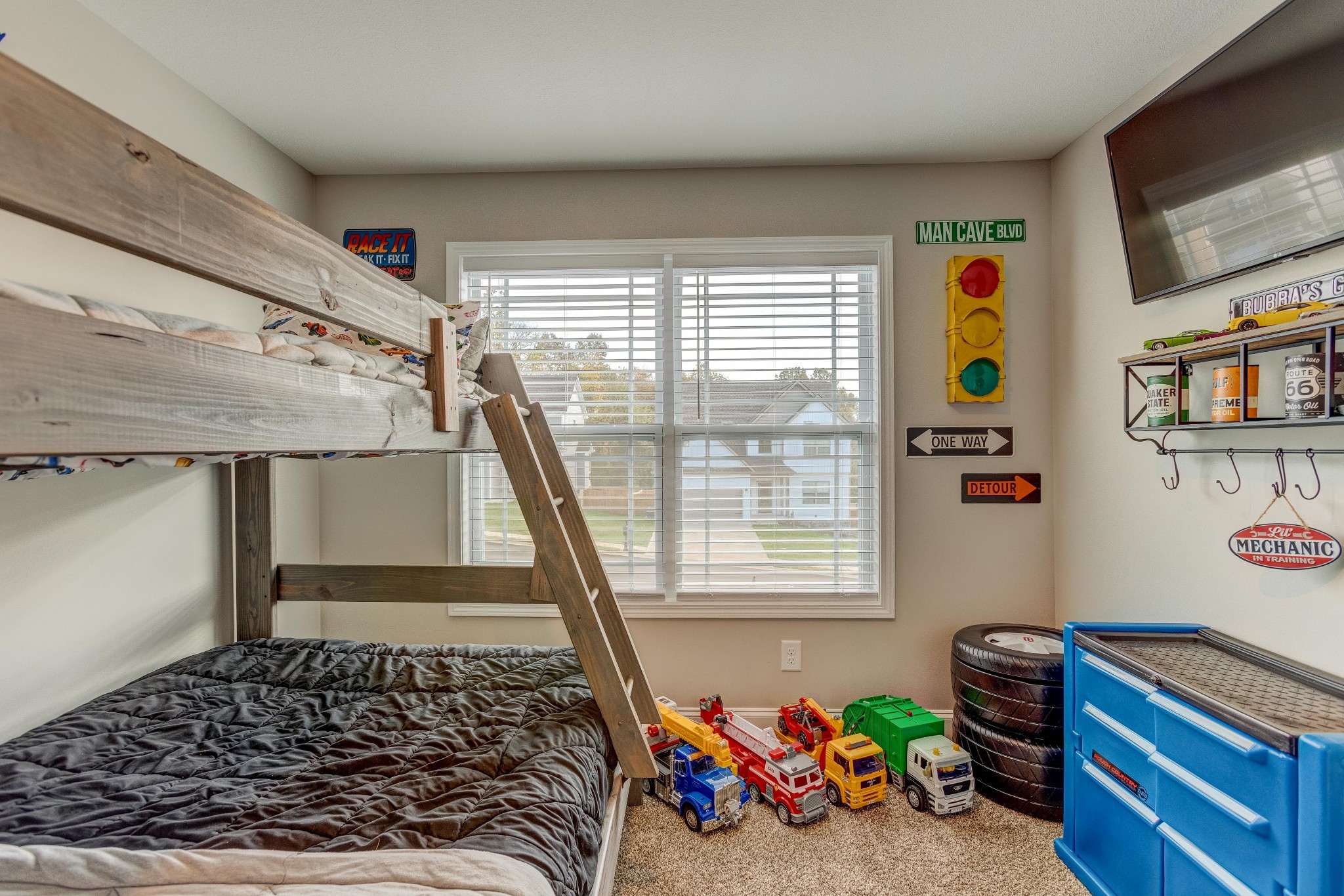 1768 Rains Road Clarksville, TN 37042 - Photo 35 of 46 Gallery Image 35