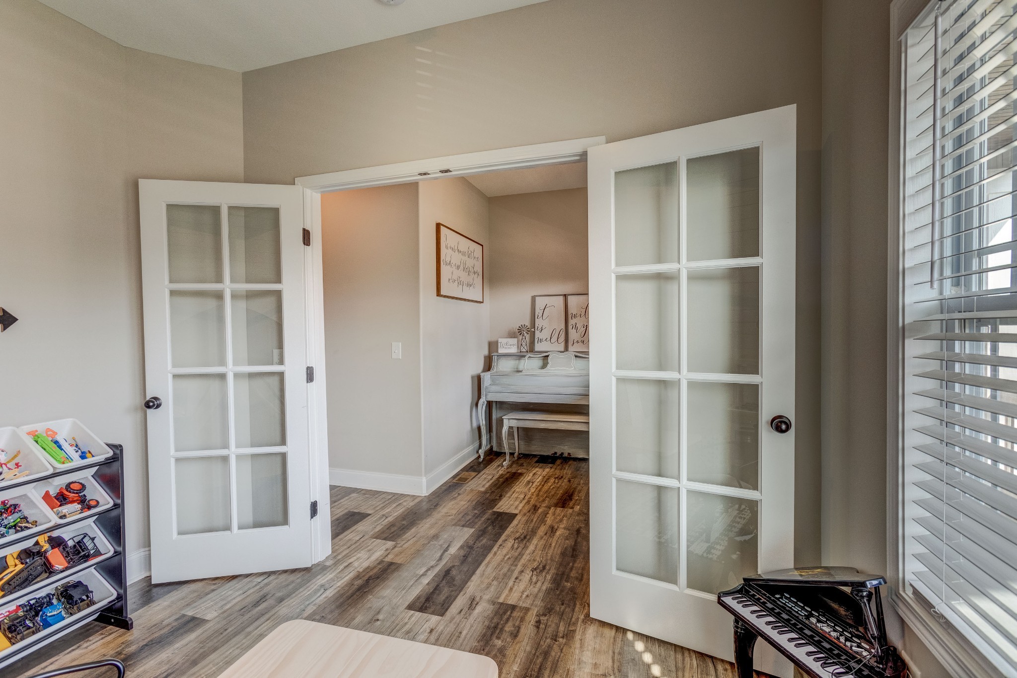 1768 Rains Road Clarksville, TN 37042 - Photo 7 of 46 Gallery Image 7