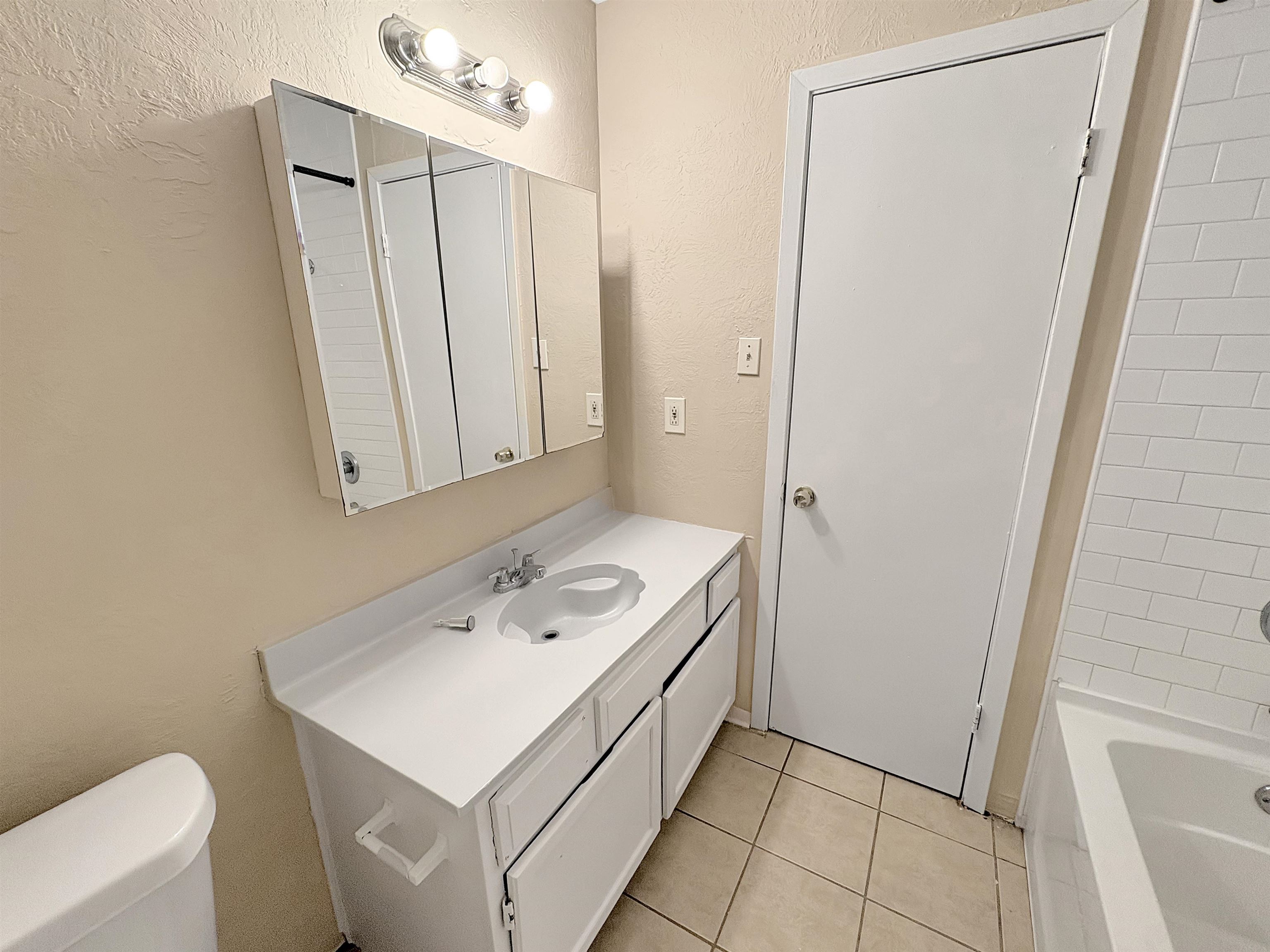 782 Pinchback Road, Unit D Beaumont, TX 77707 - Photo 8 of 13