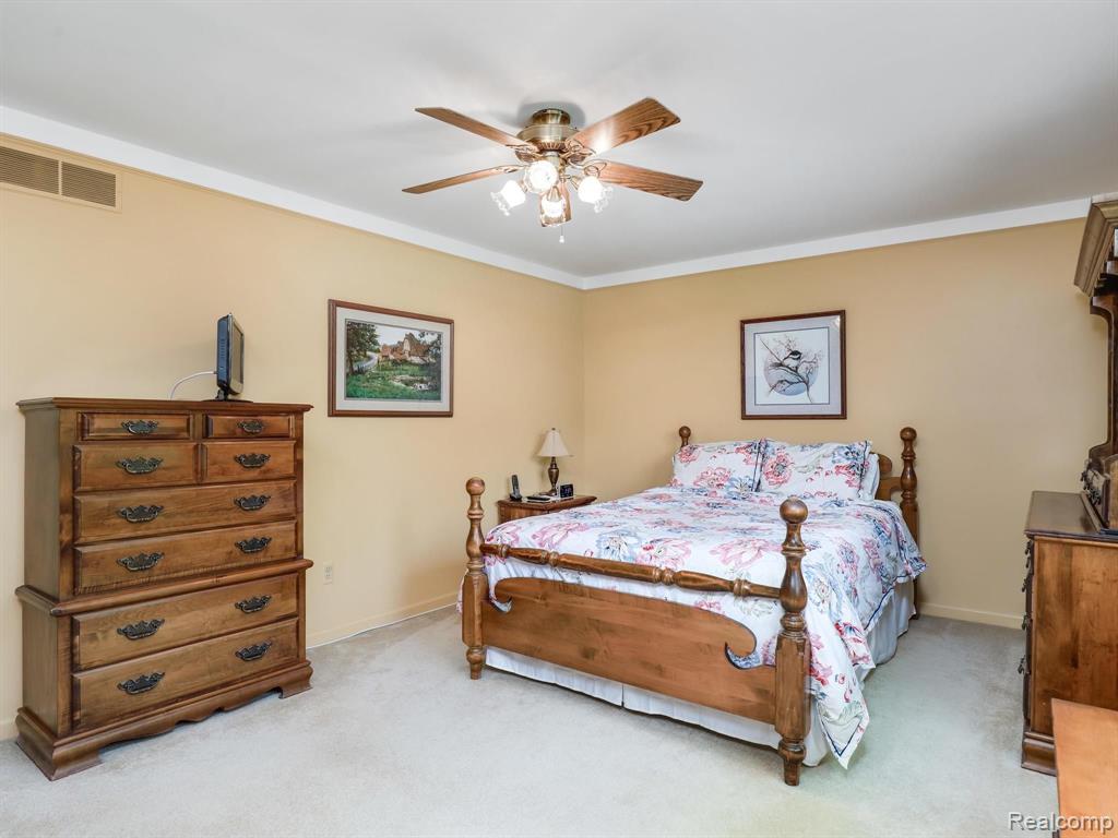 643 Shelley Drive Rochester Hills, MI 48307 - Photo 31 of 46