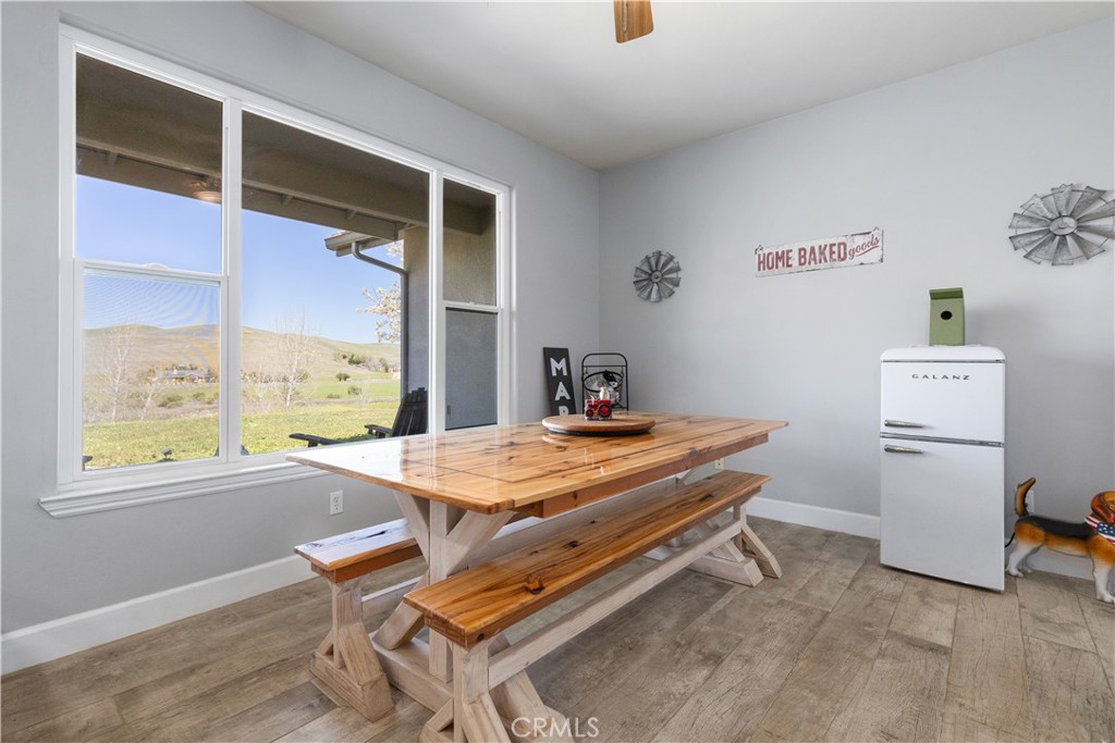 76870 Barker Road San Miguel, CA 93451 - Photo 17 of 66 a room with a table and a window