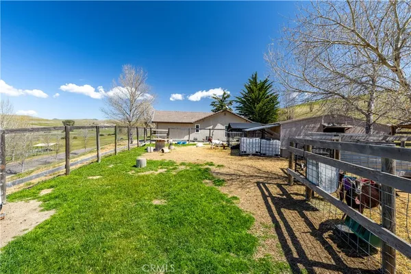 $980,000 | 76870 Barker Road, San Miguel, CA 93451