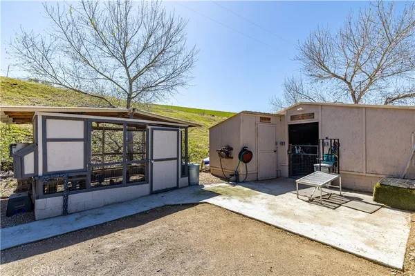 $980,000 | 76870 Barker Road, San Miguel, CA 93451