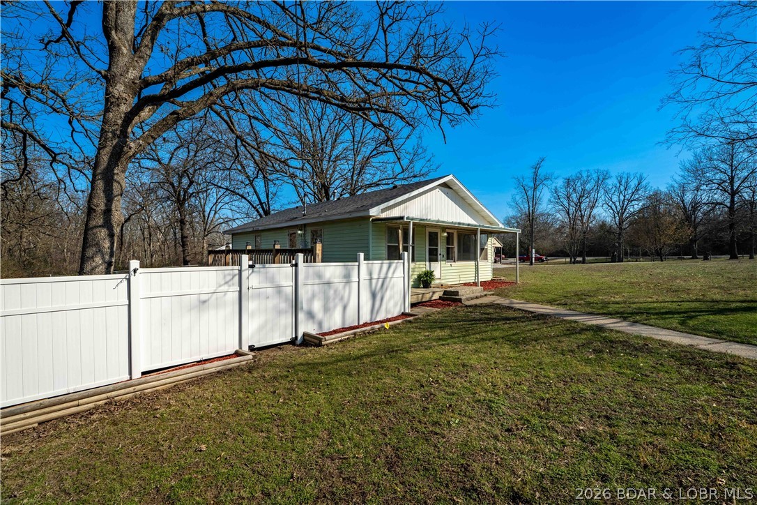1598 Long Lane Eldon, MO 65026 - Photo 24 of 39
