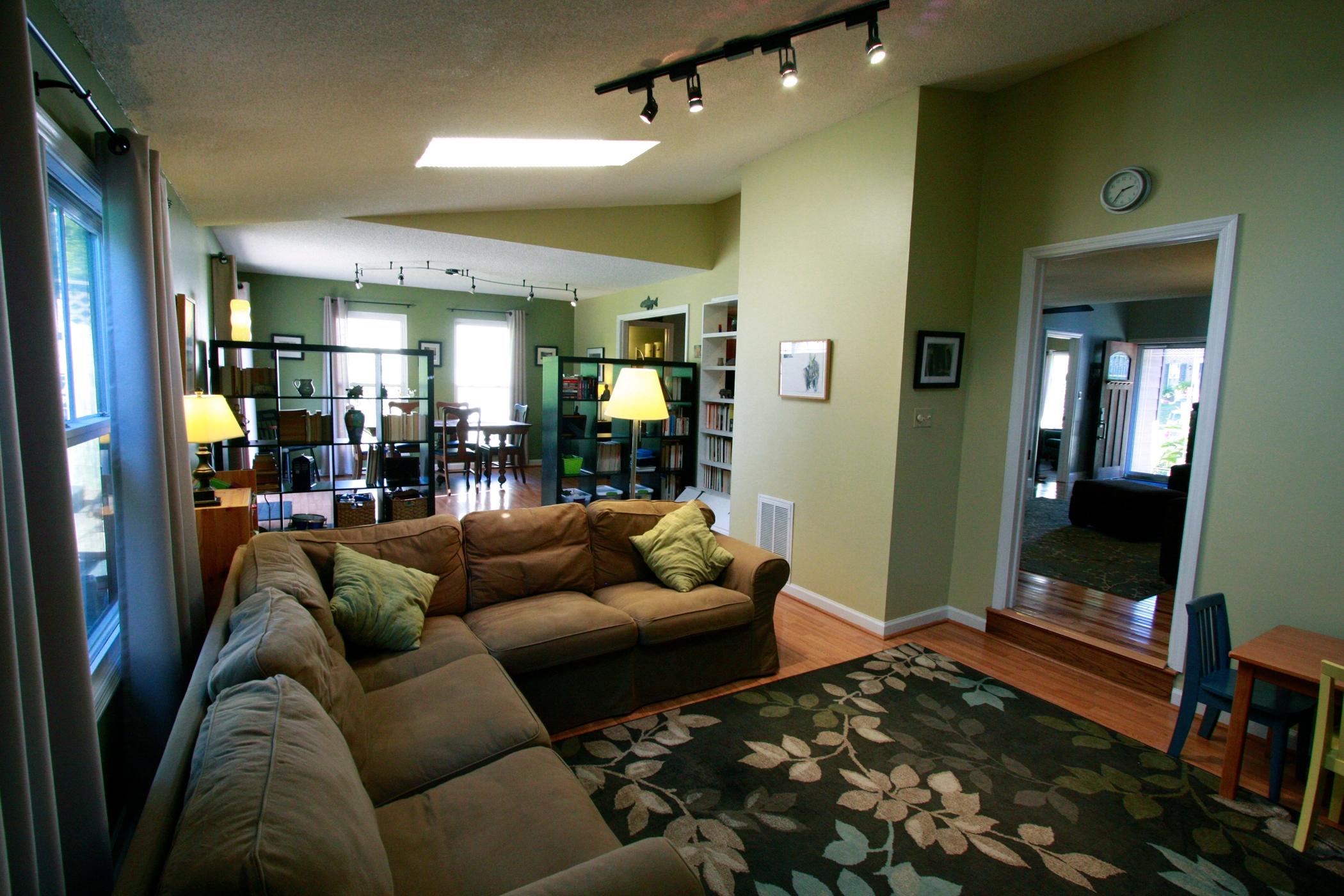 8927 Colchester Ridge Road Knoxville, TN 37922 - Photo 5 of 14 Family room