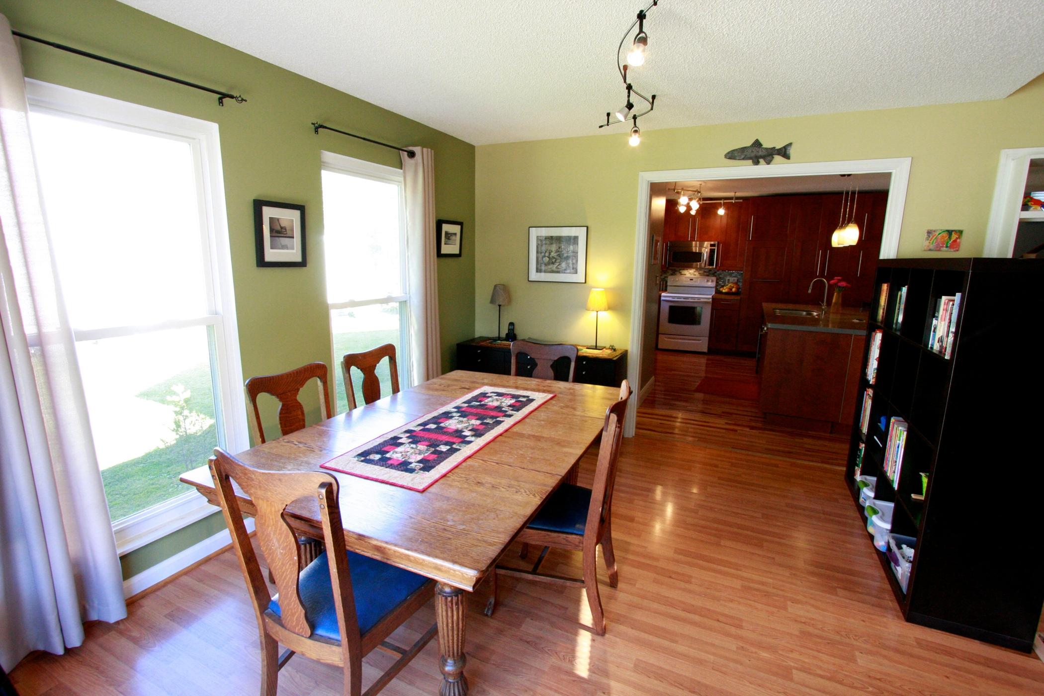 8927 Colchester Ridge Road Knoxville, TN 37922 - Photo 6 of 14 Dining room