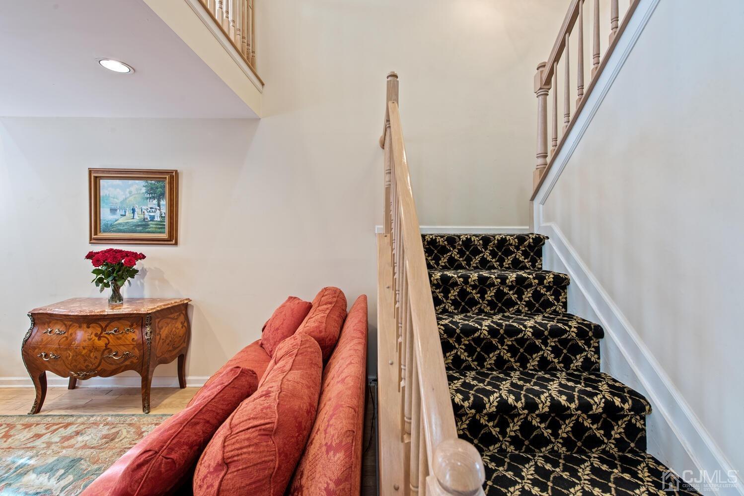 6 Oxford Road Holmdel, NJ 07733 - Photo 15 of 28 Gallery Image 15