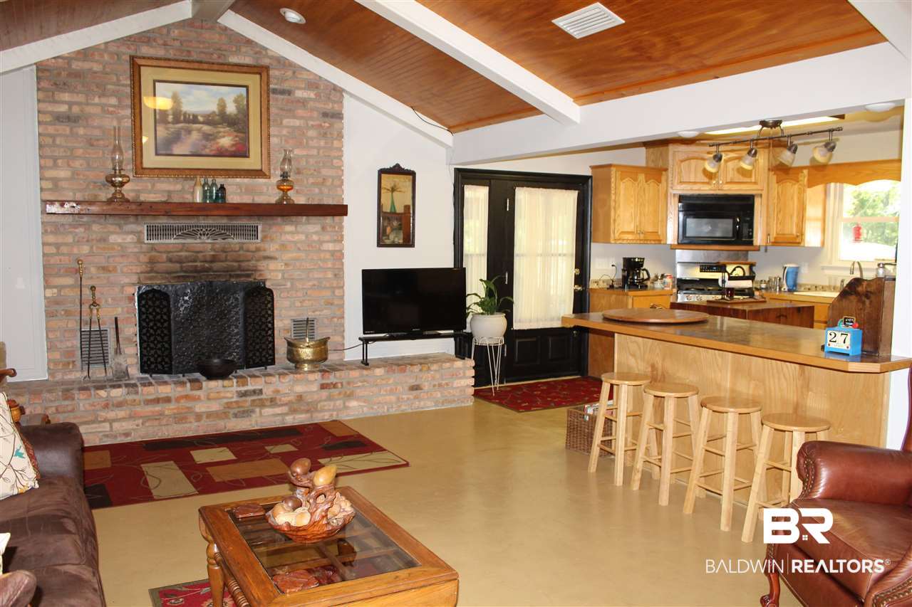 22691 Pineview Lane Foley, AL 36535 - Photo 2 of 26 Great Room