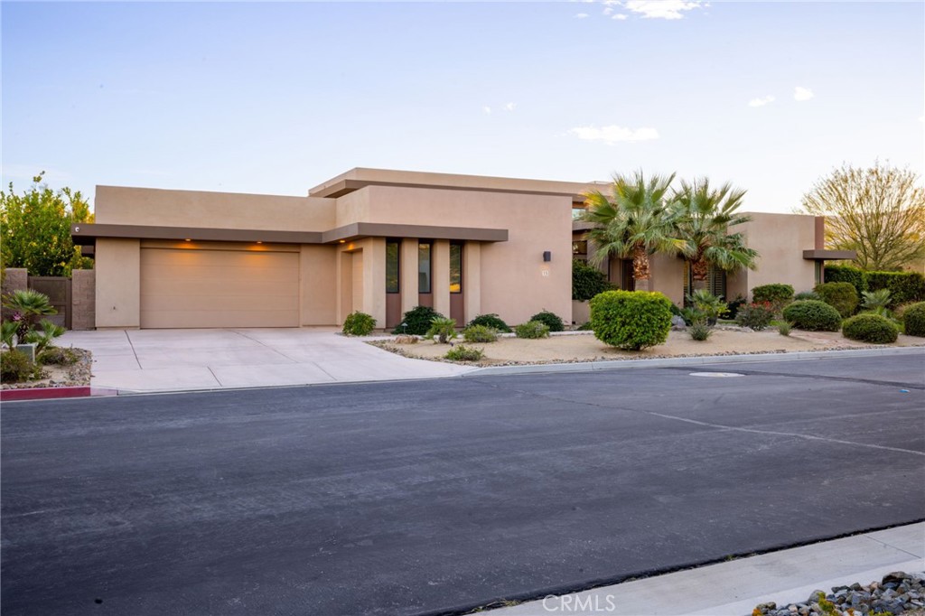 15 Via Montagna Rancho Mirage, CA 92270 - Photo 3 of 75