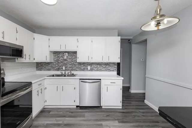 $92,500 | 702 Oak Street North, Unit A, Fargo, ND 58102