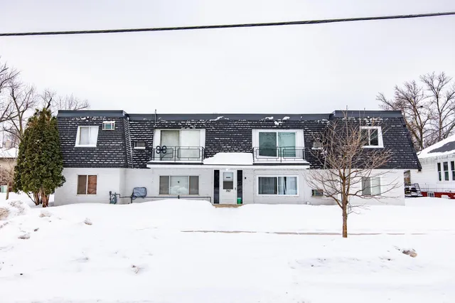$92,500 | 702 Oak Street North, Unit A, Fargo, ND 58102