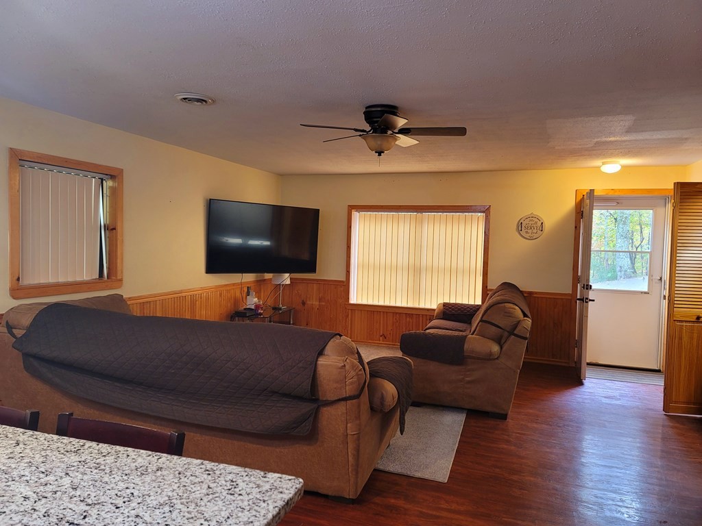 742 Lloyd Huskey Road Pigeon Forge, TN 37863 - Photo 14 of 31 Gallery Image 14