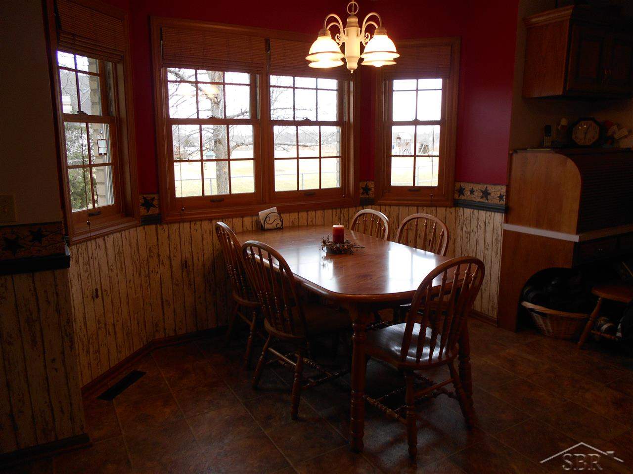 4939 North Graham Road Freeland, MI 48623 - Photo 6 of 20 31233412-5.JPG