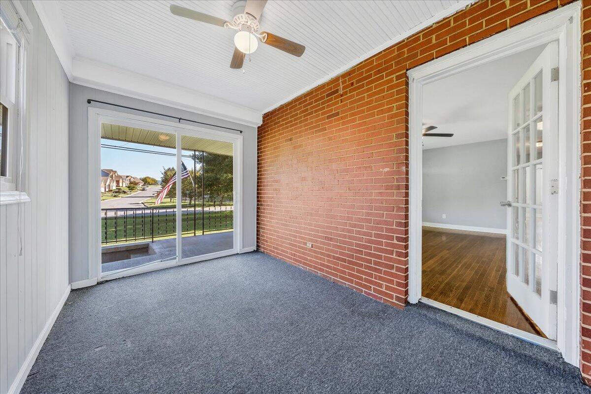 7520 Barrens Road Roanoke, VA 24019 - Photo 8 of 32 10-MIB03759