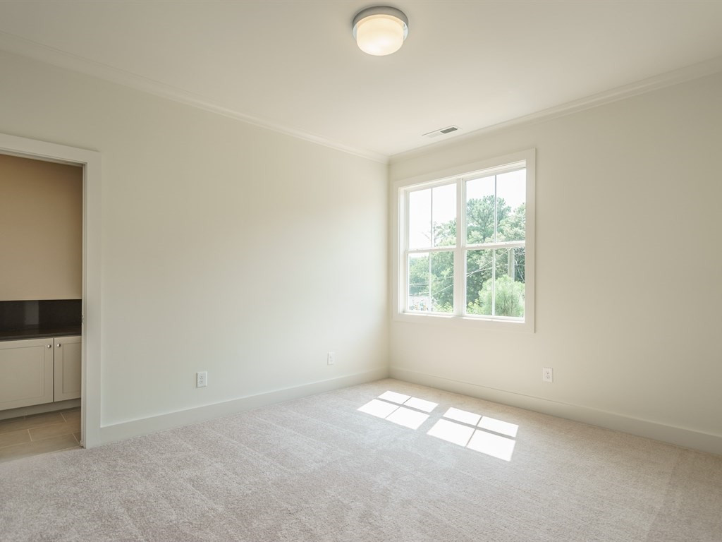 737 Mills Street Raleigh, NC 27608 - Photo 23 of 25 Photo 23
