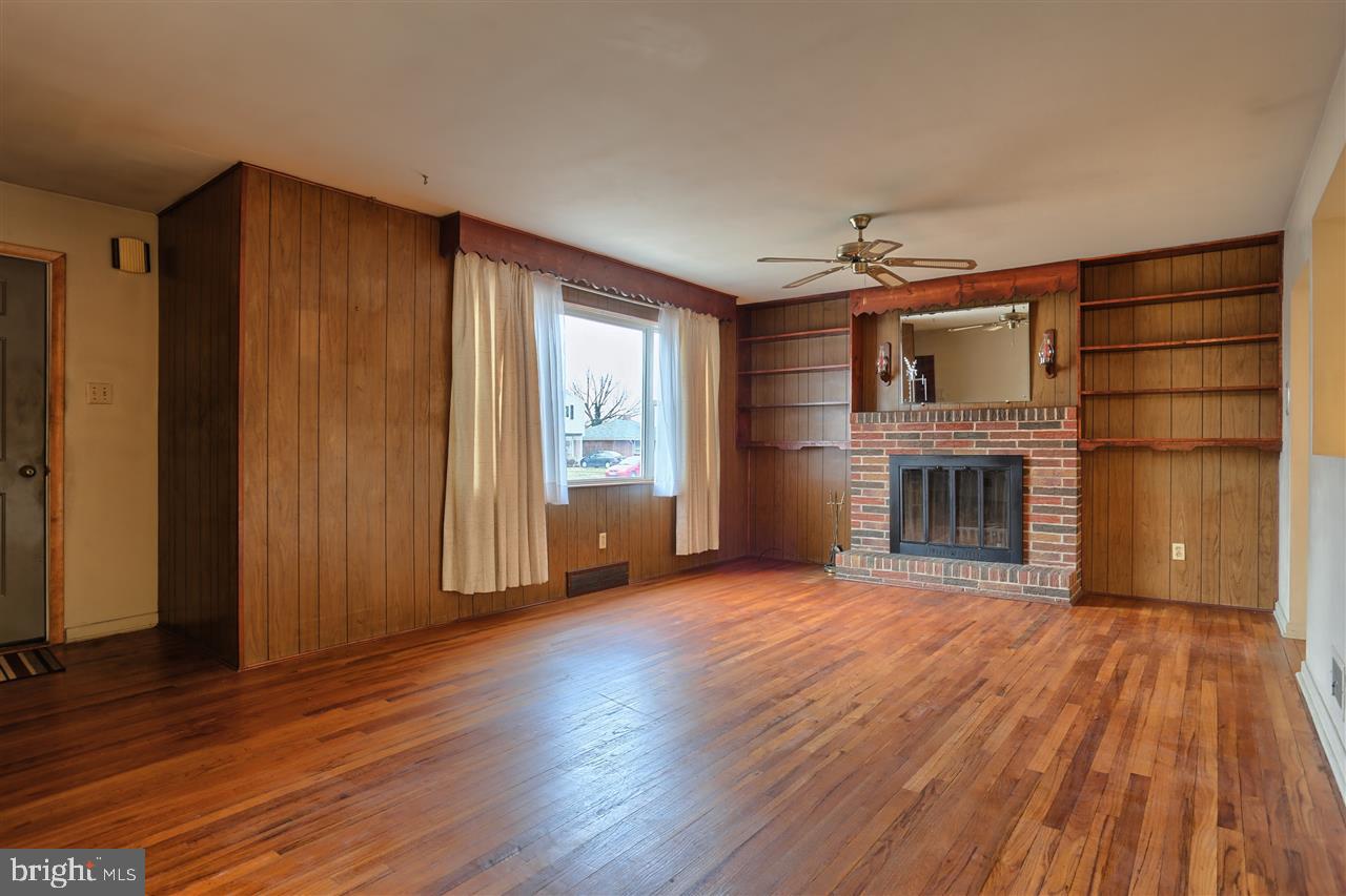23 Runyon Road Hummelstown, PA 17036 - Photo 2 of 25 Gallery Image 2