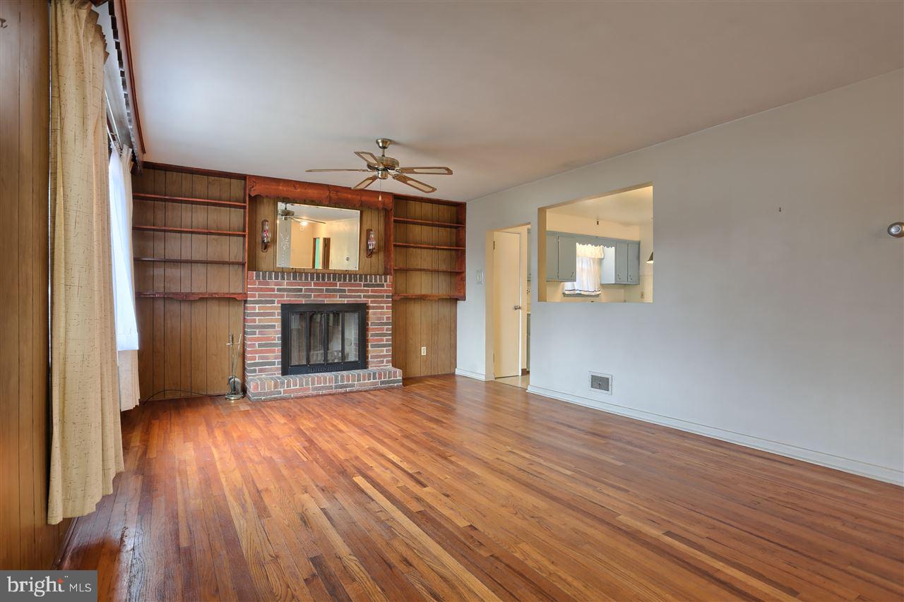 23 Runyon Road Hummelstown, PA 17036 - Photo 4 of 25 Gallery Image 4