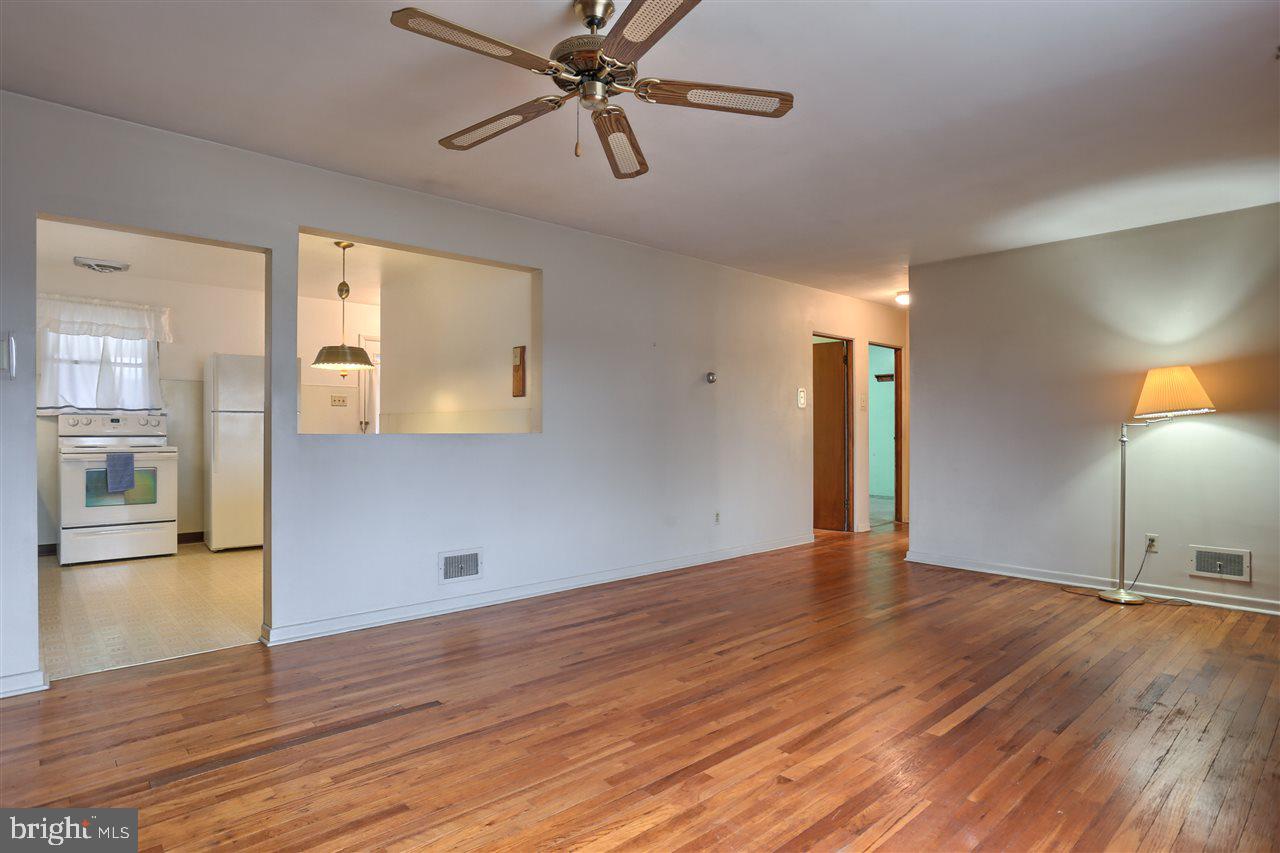 23 Runyon Road Hummelstown, PA 17036 - Photo 6 of 25 Gallery Image 6