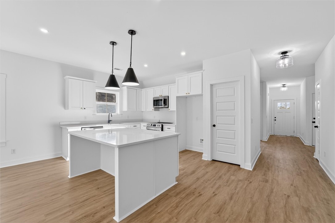 1072 Cottage Way Darien, GA 31305 - Photo 2 of 13