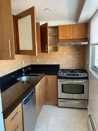$1,800 | 140-22 Beech Avenue, Unit 9 | Flushing
