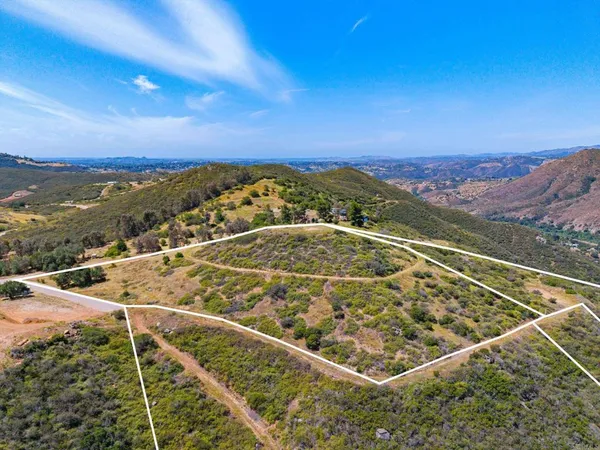 $450,000 | 0 Tierra Nuevo, Fallbrook, CA 92028