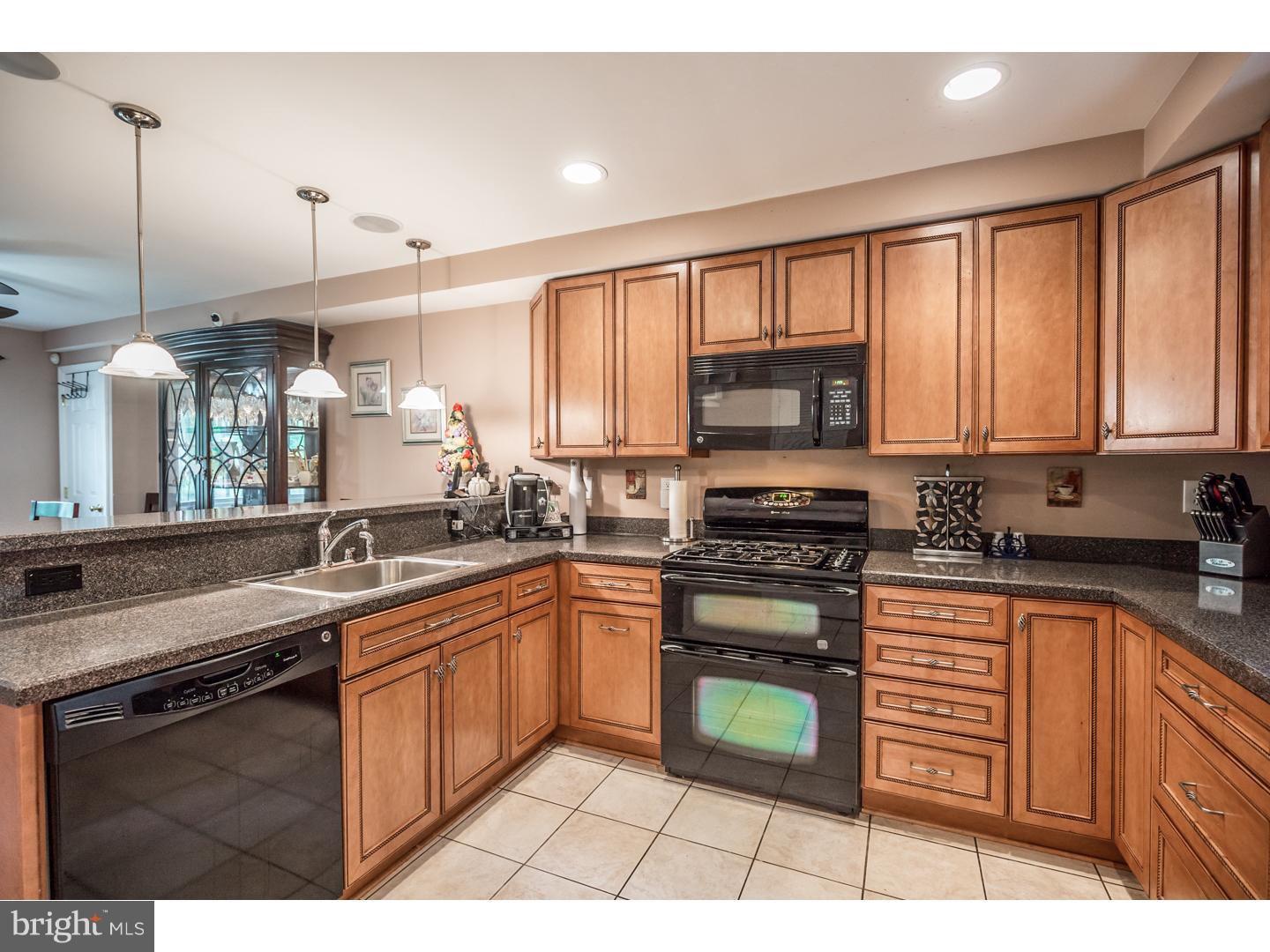 315 Maple Road Mount Laurel, NJ 08054 - Photo 11 of 25 Kitchen