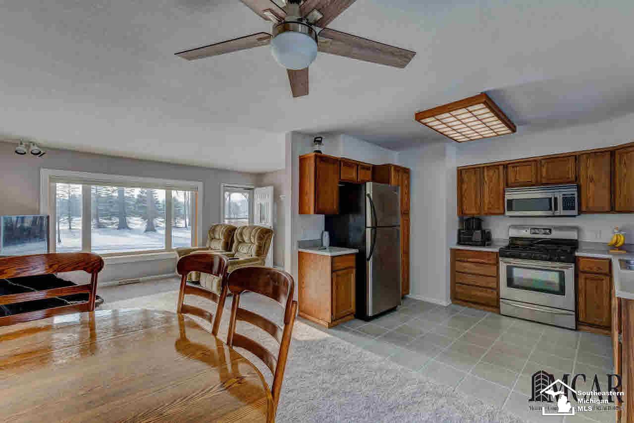 1663 Irish Road Dundee, MI 48131 - Photo 6 of 25