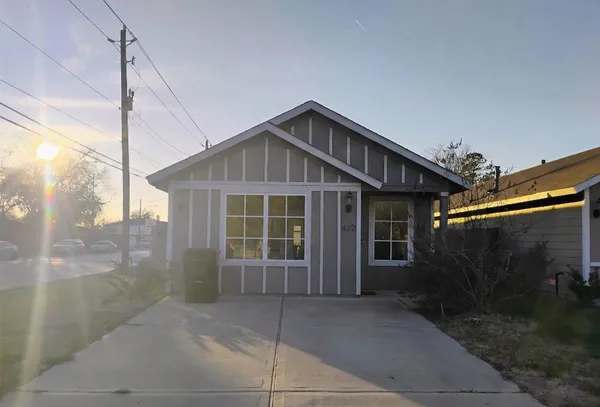 $237,457 | 422 3rd Street, Rosenberg, TX 77471