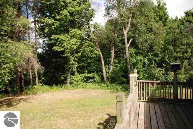 9516 Covey Road Beulah, MI 49617 - Photo 19 of 21 1729846-18.JPG