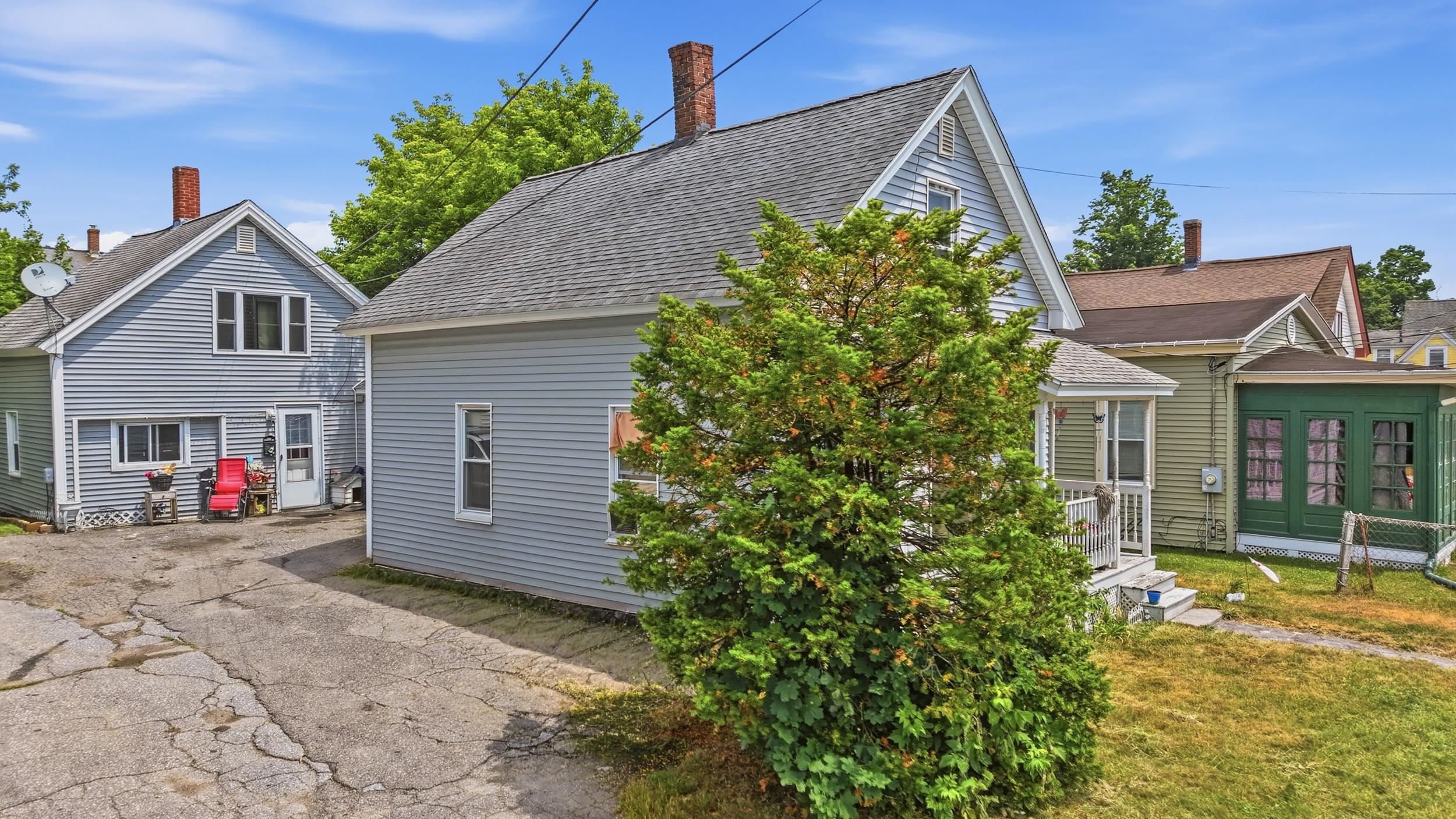 10 Birch Street Derry, NH 03038 - Photo 4 of 30