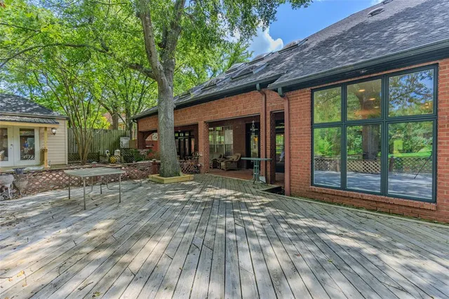 $1,400,000 | 1 Creekside Drive, Greenville, TX 75402