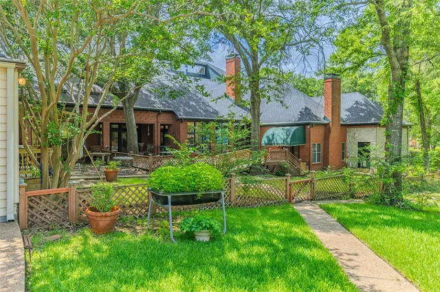 $1,400,000 | 1 Creekside Drive, Greenville, TX 75402