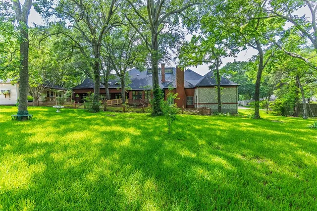 $1,400,000 | 1 Creekside Drive, Greenville, TX 75402