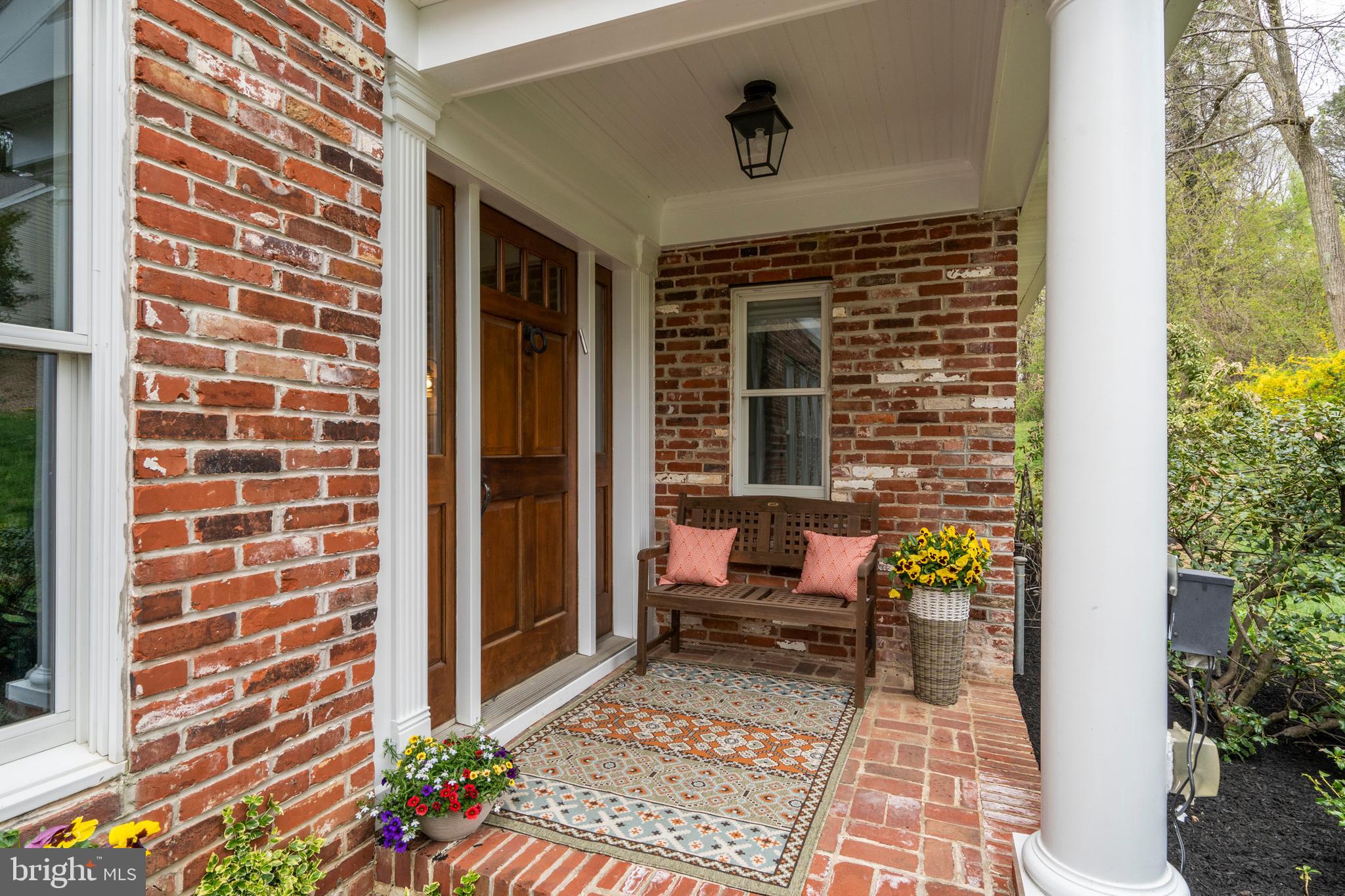 65 Crestline Road Wayne, PA 19087 - Photo 5 of 52 Covered front entryway, come on in...