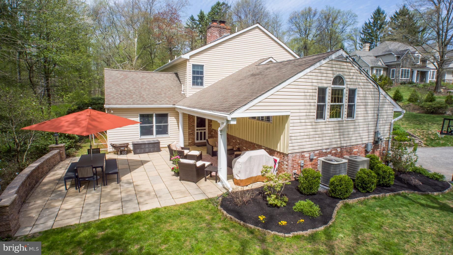 65 Crestline Road Wayne, PA 19087 - Photo 45 of 52 Side aerial of outside entertainment area
