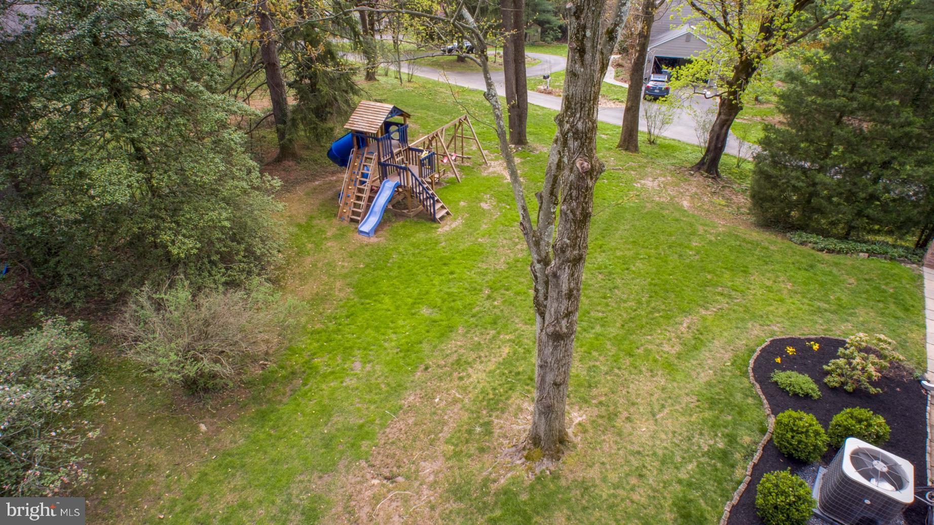 65 Crestline Road Wayne, PA 19087 - Photo 48 of 52 Aerial of side yard; large level yard to play in