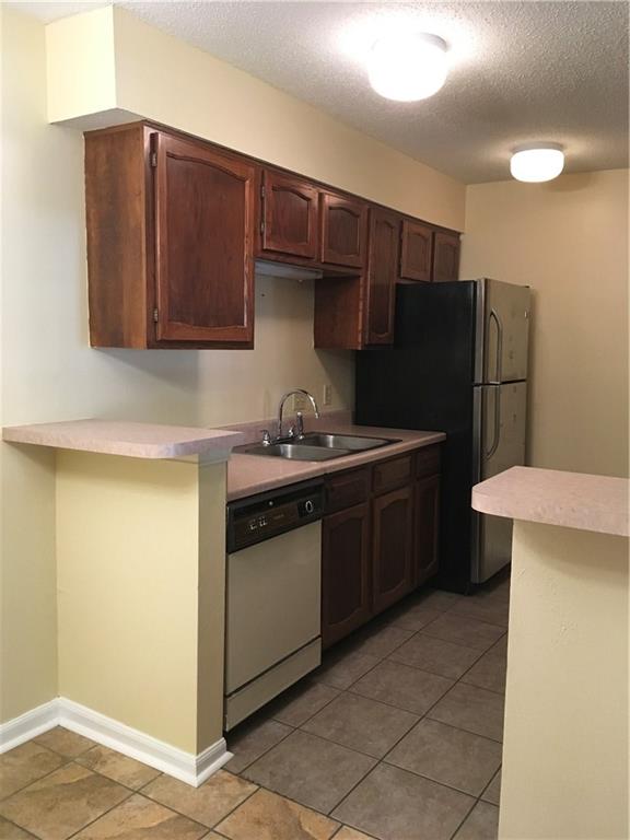 728 Village Road, Unit D Kenner, LA 70065 - Photo 5 of 15 Gallery Image 5