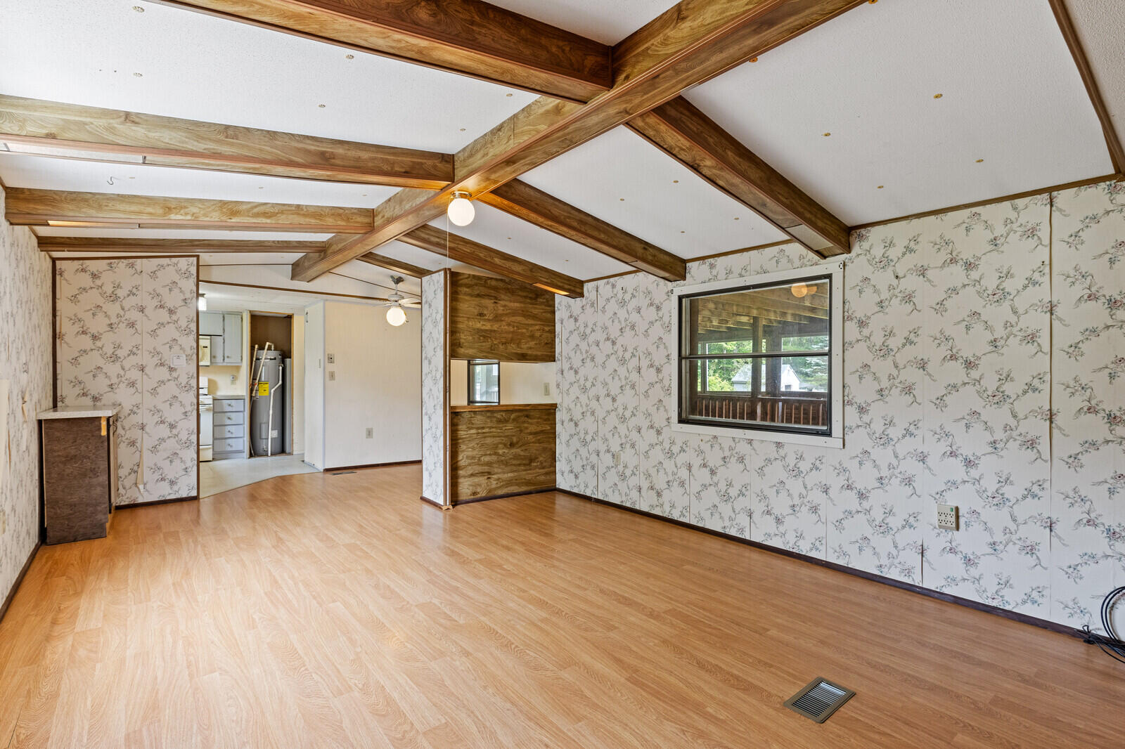 1439 Middle Road Woolwich, ME 04579 - Photo 10 of 25 06_BP5A0234_DxO_mls