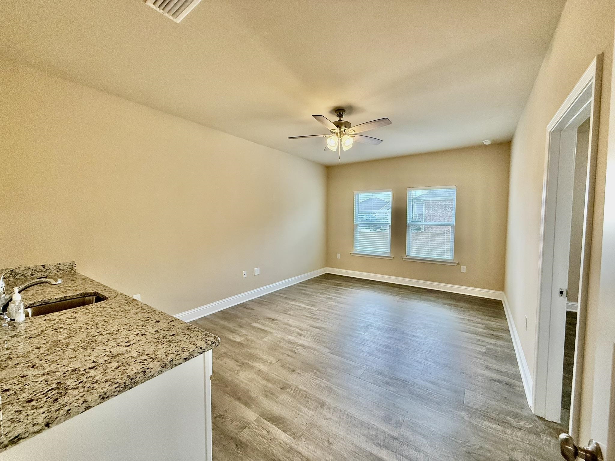 8648 Calverton Street Foley, AL 36535 - Photo 34 of 45 Sitting Room with kitchenette