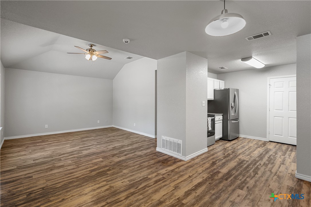 820 North 14th Street Temple, TX 76501 - Photo 6 of 25