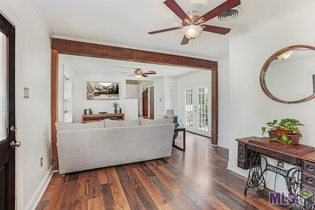 2075 Edinburgh Avenue Baton Rouge, LA 70808 - Photo 3 of 25
