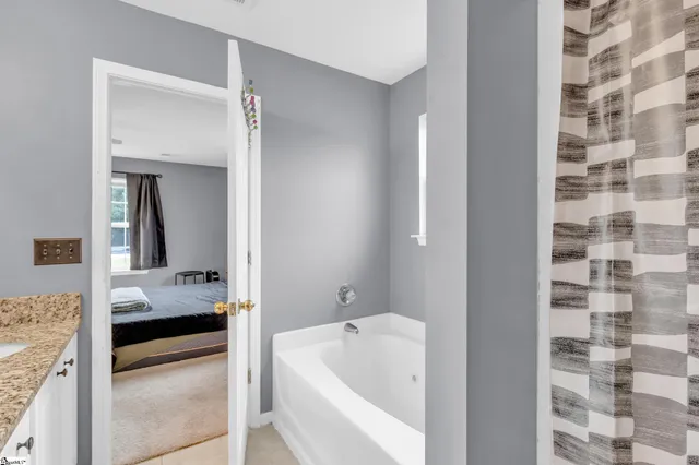 $339,500 | 129 St James Court, Anderson, SC 29621