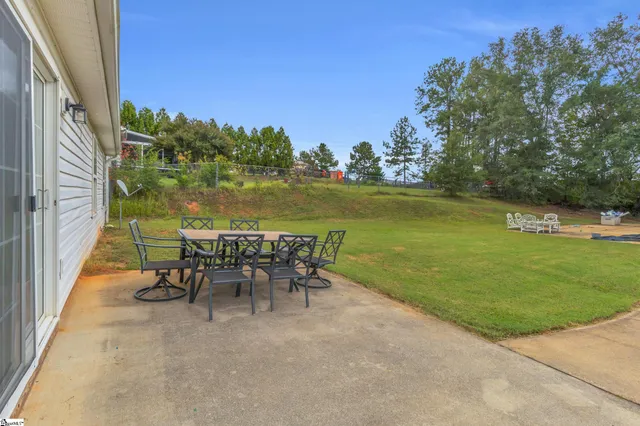 $339,500 | 129 St James Court, Anderson, SC 29621