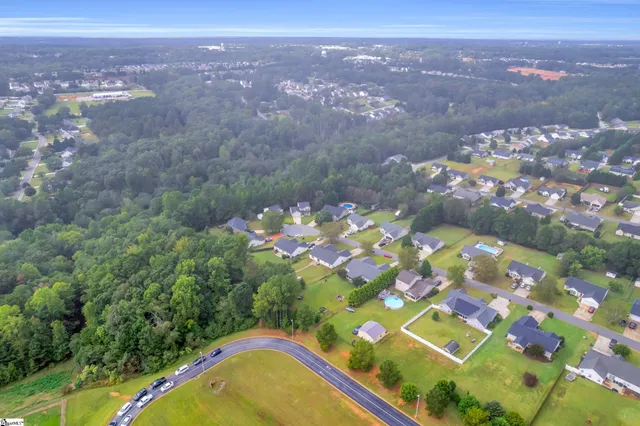 $339,500 | 129 St James Court, Anderson, SC 29621