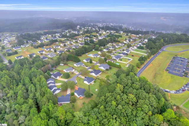 $339,500 | 129 St James Court, Anderson, SC 29621