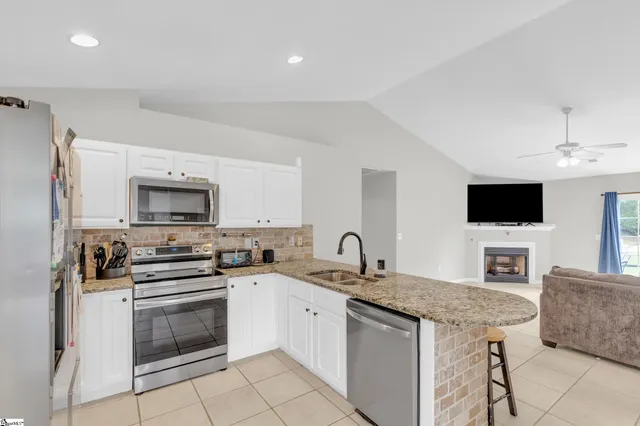 $339,500 | 129 St James Court, Anderson, SC 29621