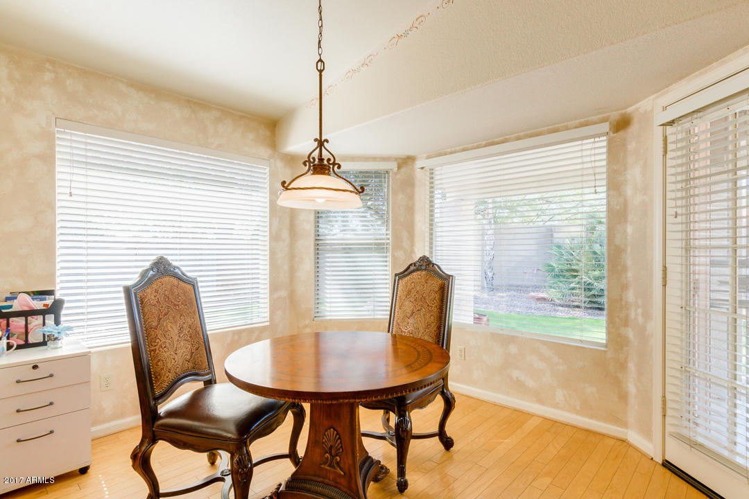 2813 East Calavar Road Phoenix, AZ 85032 - Photo 19 of 51 19-Calavar