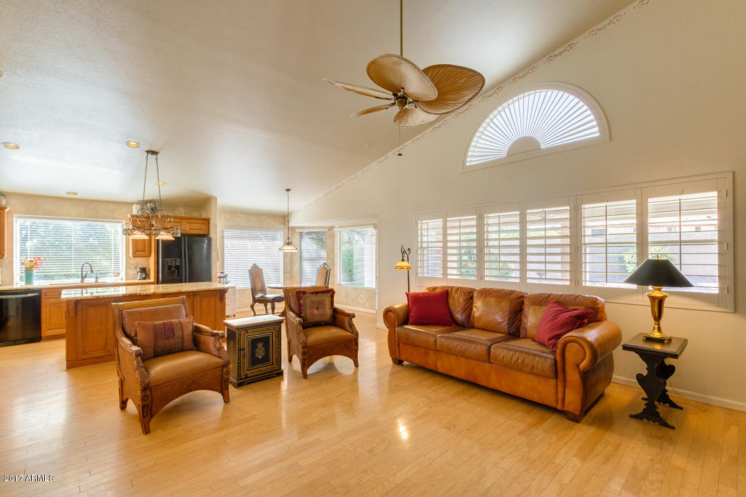 2813 East Calavar Road Phoenix, AZ 85032 - Photo 23 of 51 23-Calavar